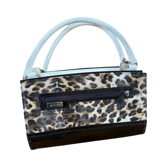MICHE Classic Black Bag with 4 Detachable Fronts: Zebra,Cheetah Hope,Pink Pebble - Picture 4 of 15